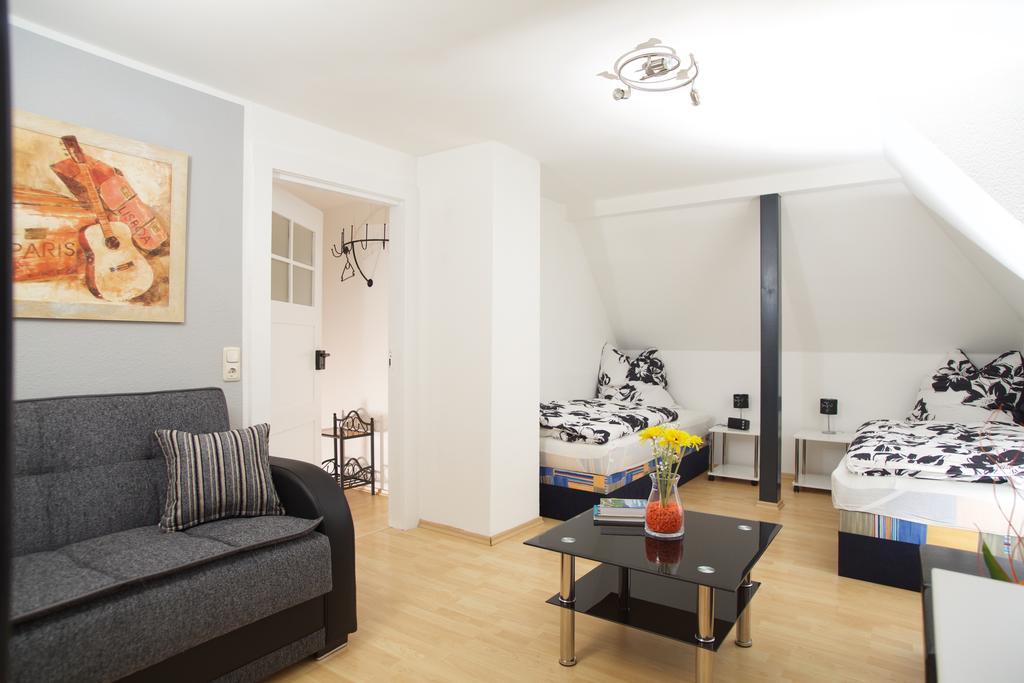 Ferienwohnung Leipzig Sued マルククレーベルク 部屋 写真